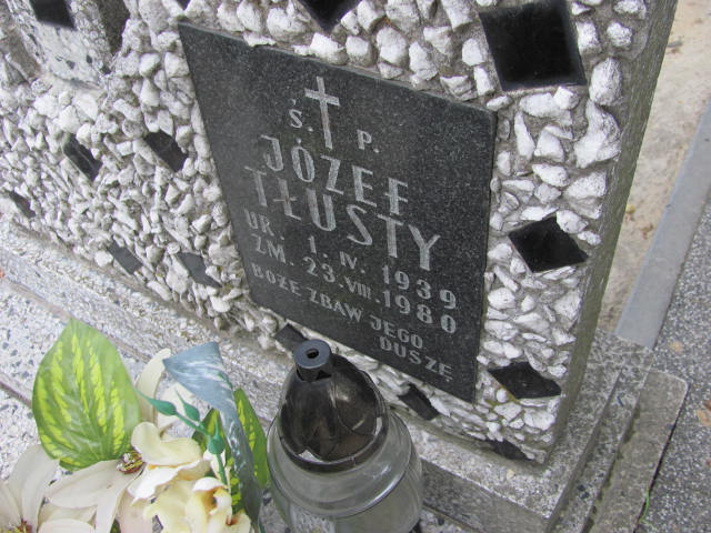 Józef Tłusty 1939 Oleszyce - Grobonet - Wyszukiwarka osób pochowanych